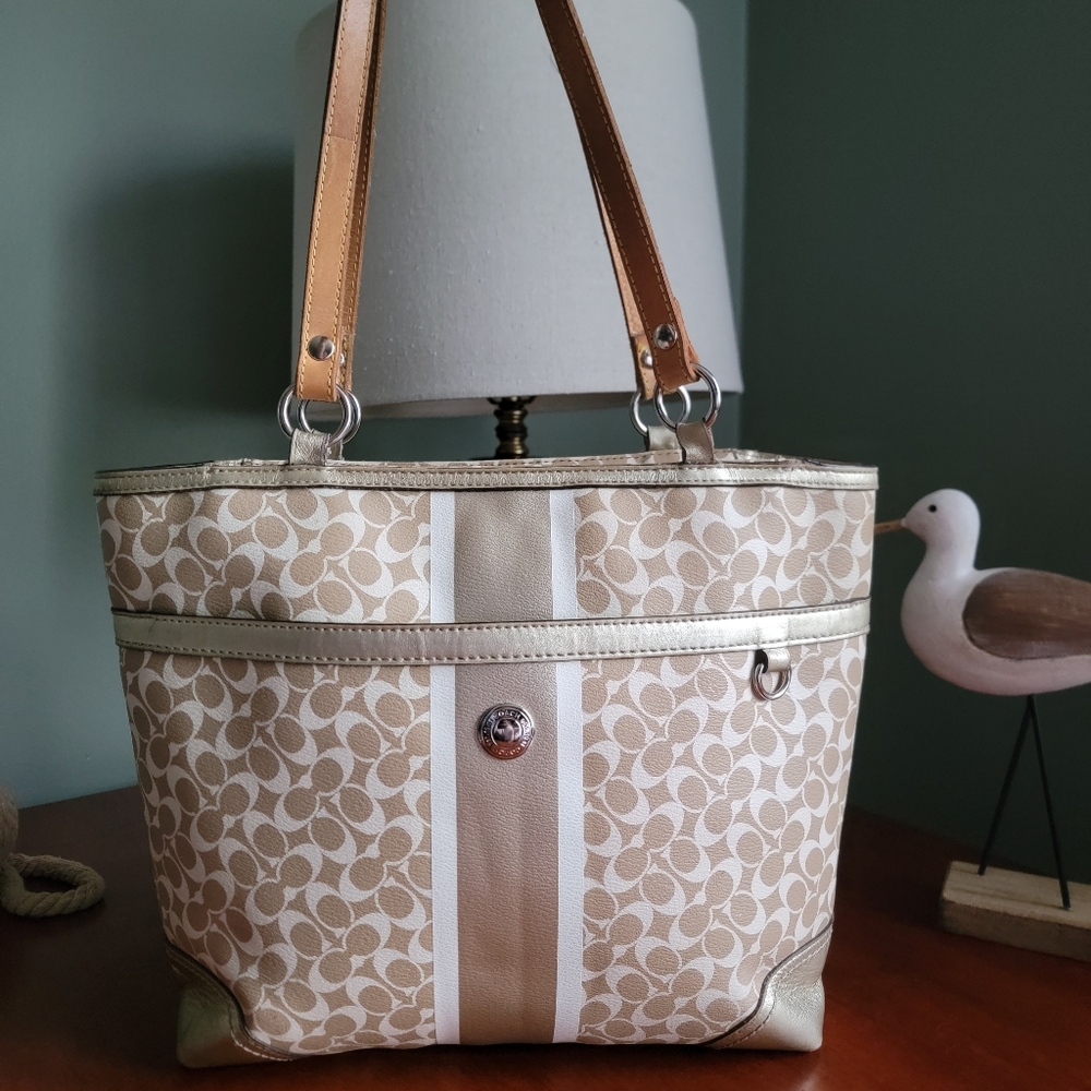 Coach F15137 Chelsea Heritage Stripe Signature Canvas Tote Gold White Bag
